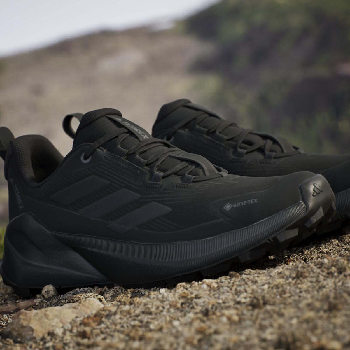 product/a/d/adidas_ih0617_24_footwear_photography_heromrktng_view_9-nw091625.jpg