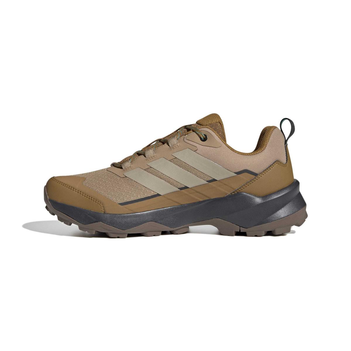 product/a/d/adidas_jh7802_5_footwear_photography_side_medial_center_view_white-nw091625.jpg