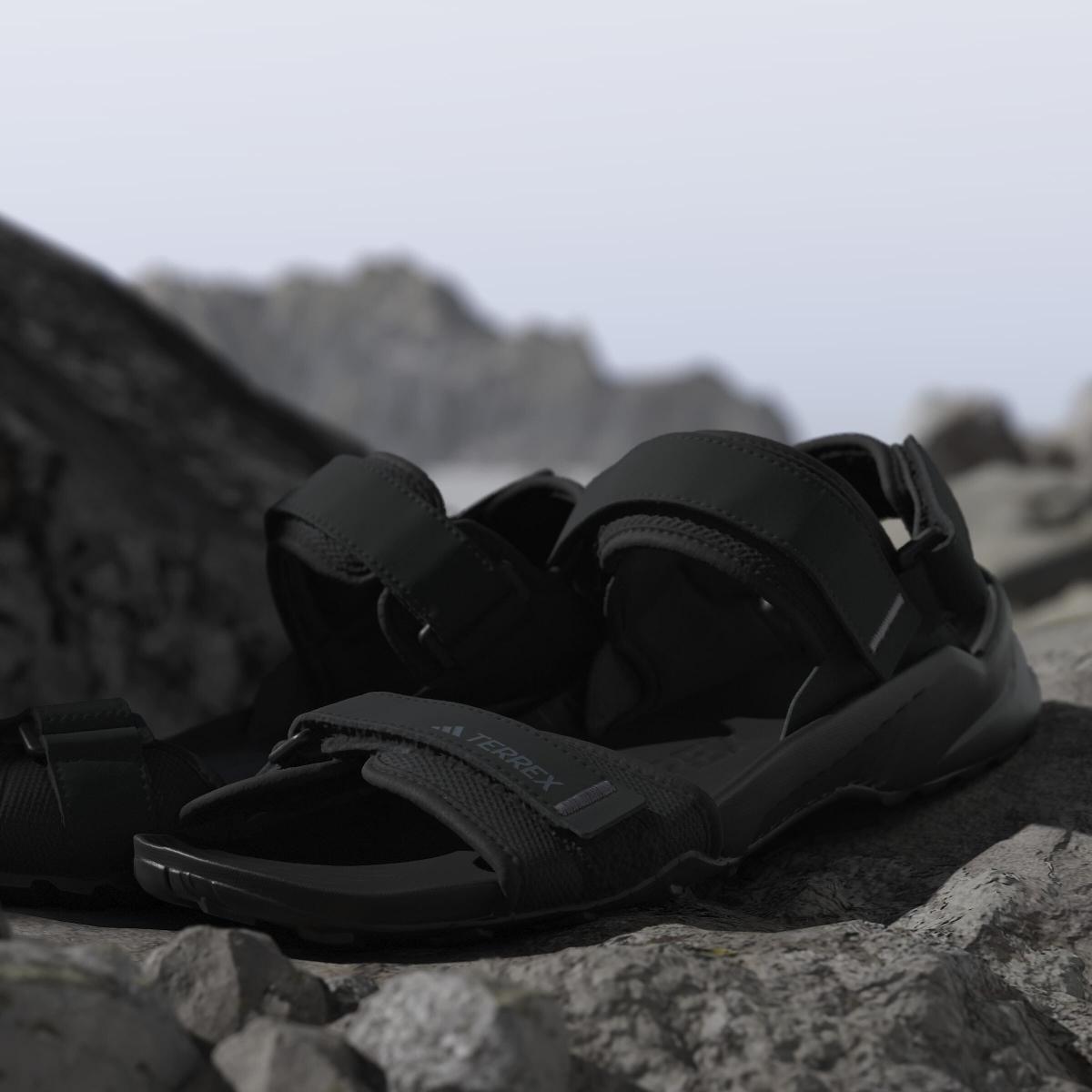 product/a/d/adidas_jq2231_22_footwear_photography_heromrktng_view_9-nw091625.jpg