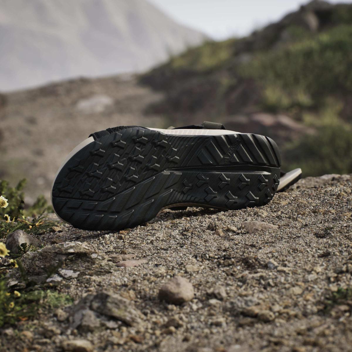 product/a/d/adidas_jq2236_17_footwear_photography_heromrktng_view_4-nw091625.jpg