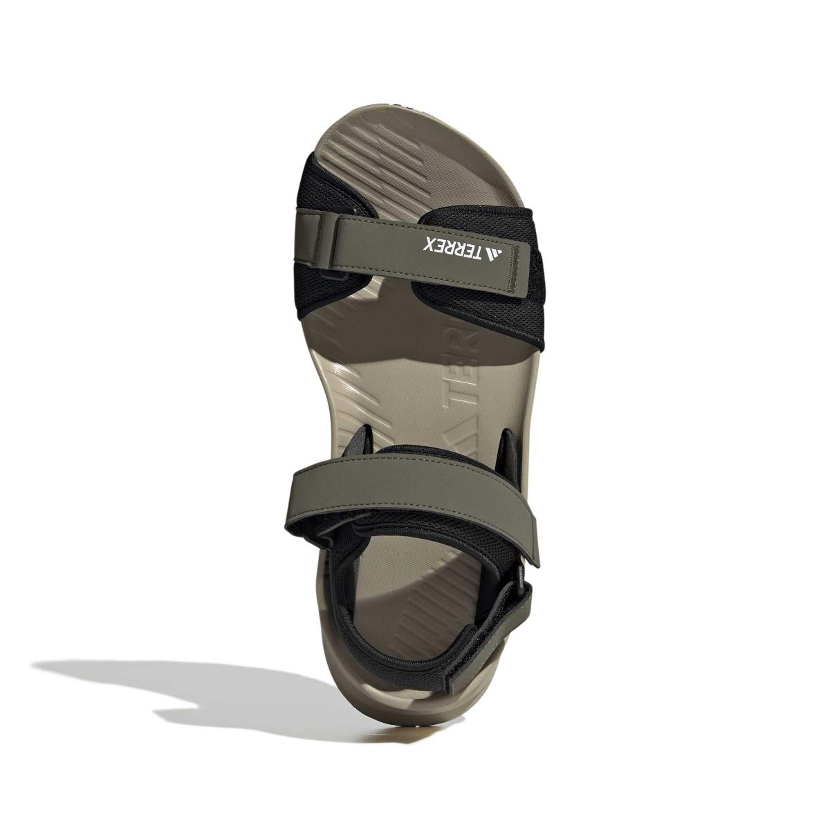 product/a/d/adidas_jq2236_3_footwear_photography_top_portrait_view_white-nw091625.jpg