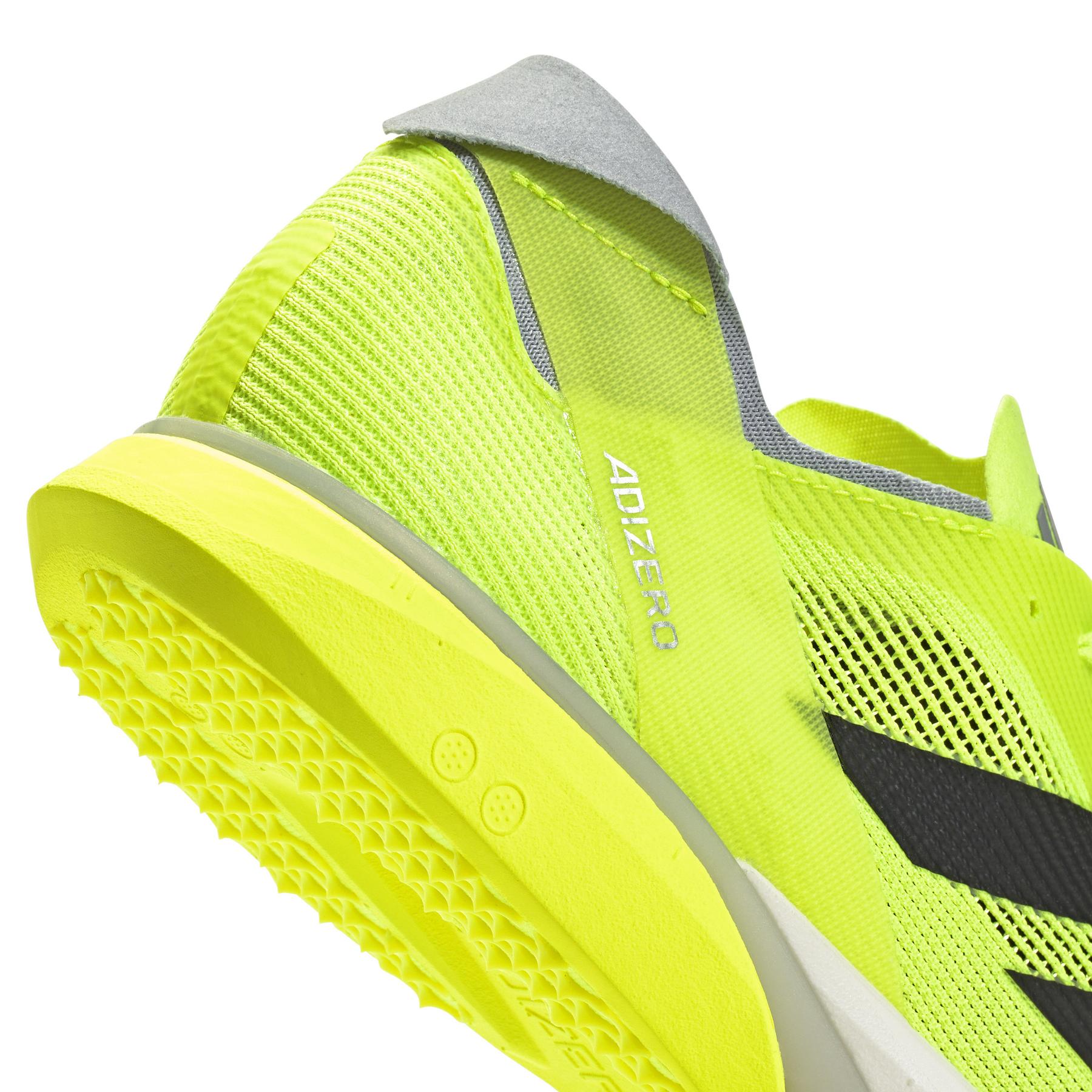 product/a/d/adidas_ig1989_9_footwear_photography_detail_view_2_white-nw091625.jpg