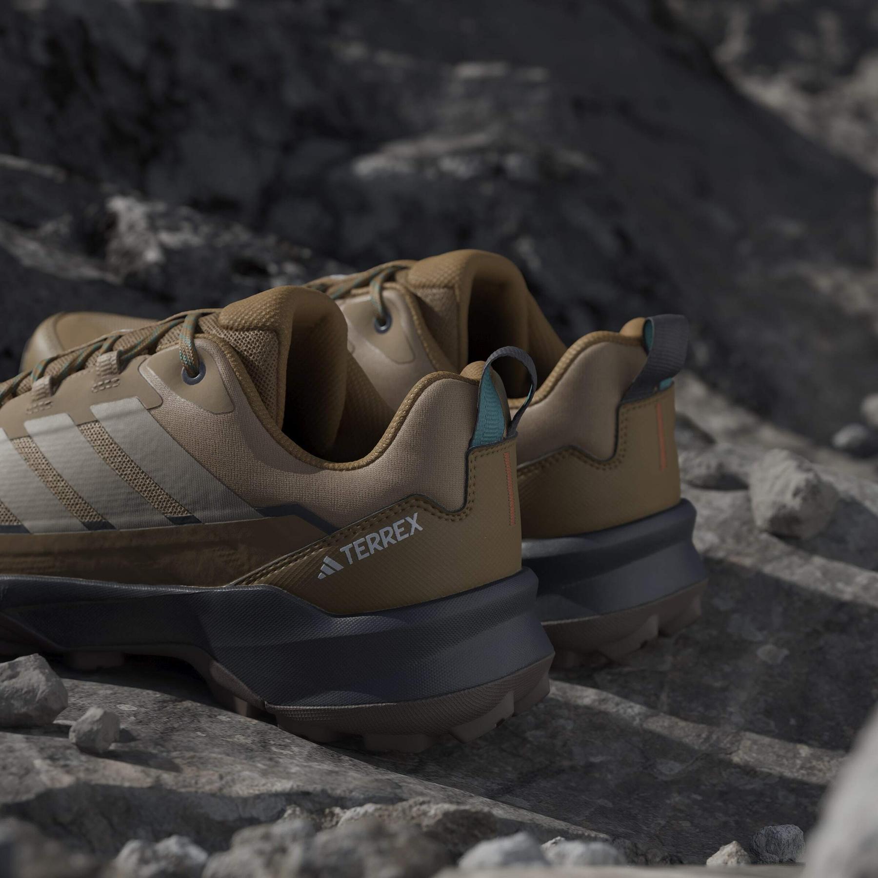 product/a/d/adidas_jh7802_22_footwear_photography_heromrktng_view_10-nw091625.jpg