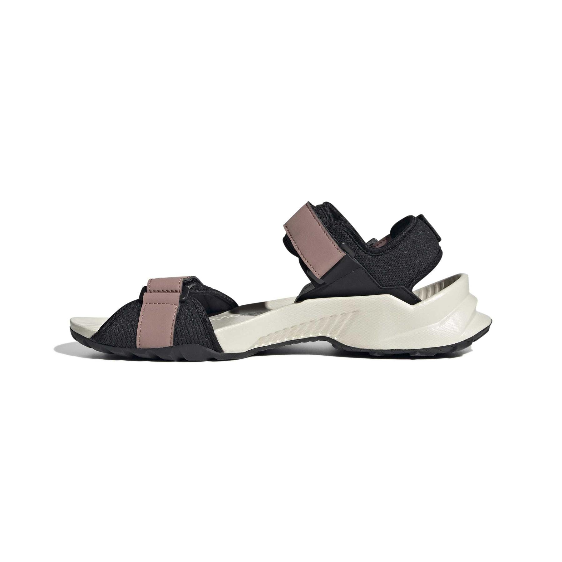 product/a/d/adidas_jq2239_5_footwear_photography_side_medial_center_view_white-nw091625.jpg
