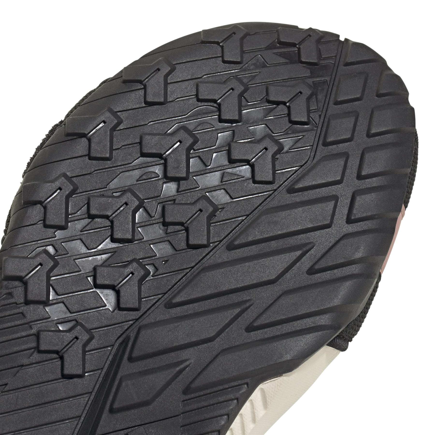 product/a/d/adidas_jq2239_9_footwear_photography_detail_view_2_white-nw091625.jpg