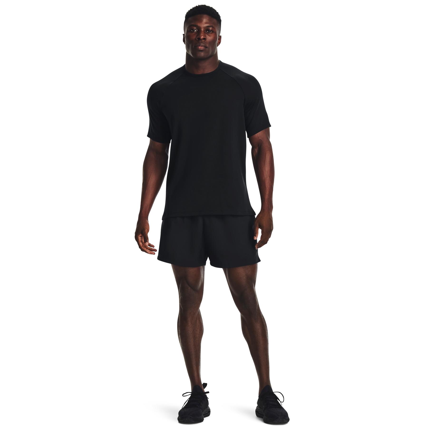 product/u/n/under-armour_1377191-001_3.jpg
