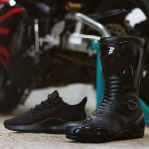 Boots & Shoes