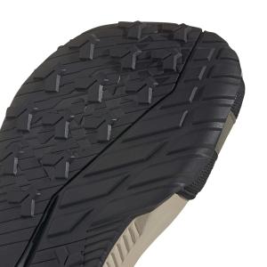 product/a/d/adidas_jq2236_8_footwear_photography_detail_view_1_white-nw091625.jpg