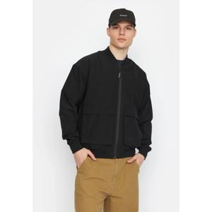product/r/e/revolution_7861-black_black_3.jpg
